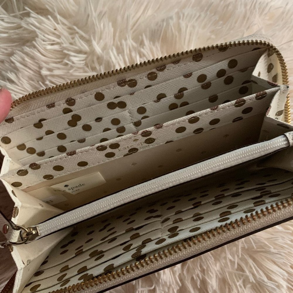 Kate Spade Wallet - Picture 3 of 7